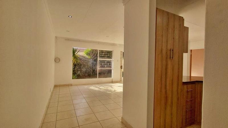 2 Bedroom Property for Sale in Heuwelsig Free State